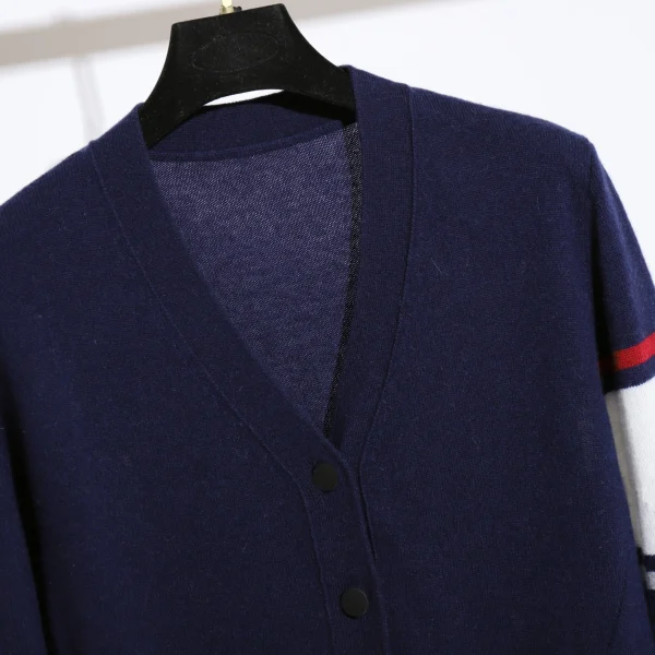 High Quality Single-Breasted V Neck Knitted Wool Sweater Cashmere Cardigan for Women - Image 3