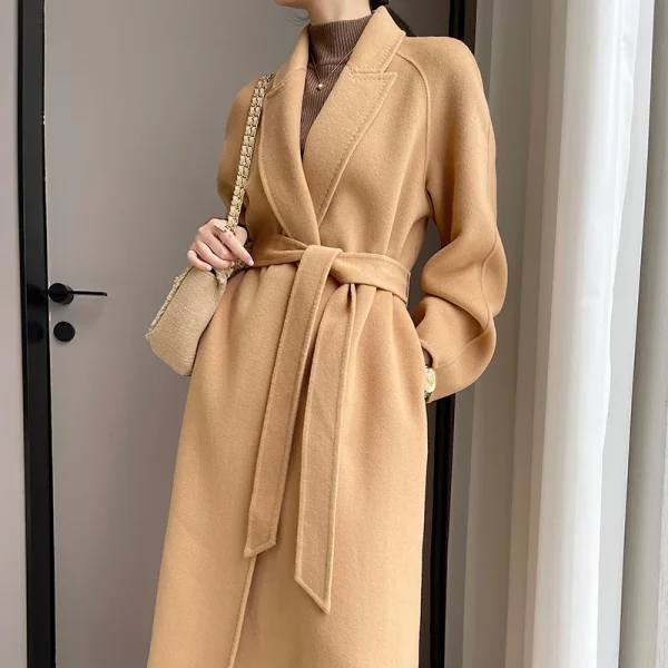 Women's Wool Blends in 2025 the New Winter Solid Color  Jacket Fashion Elegant Commuting Cashmere Coat Handmade