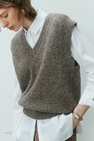 Fashion Solid Color V Neck Yak Cashmere Waistcoat Wool Knitted Vests With Pocket